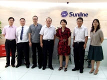 南山区政府常委、副区长罗敏一行莅临米兰体育指导工作